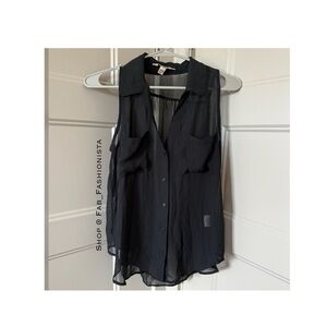 🛍️ Decree Black Sleeveless Button Down Blouse